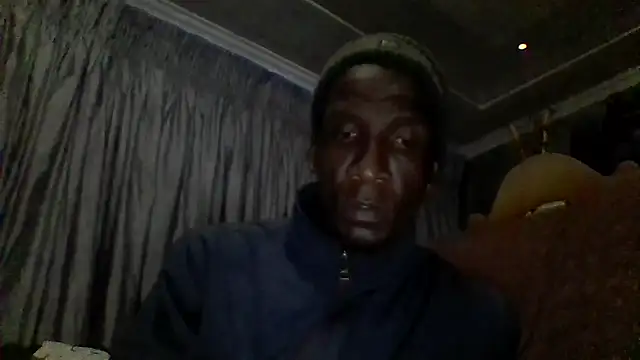 Snapshot of longdickson12345 chatting on 05-31-26, 06:20 longdickson12345 online show from 05-31-26, 06:20