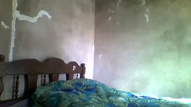 Snapshot of longdickson12345 chatting on 06-05-26, 06:52 longdickson12345 online show from 06-05-26, 06:52