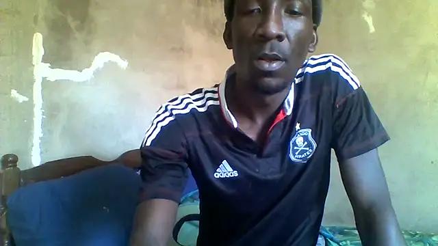 Snapshot of longdickson12345 chatting on 06-07-26, 11:47 longdickson12345 online show from 06-07-26, 11:47