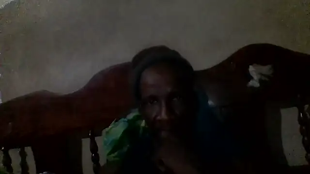 Snapshot of longdickson12345 chatting on 06-08-26, 02:12 longdickson12345 online show from 06-08-26, 02:12