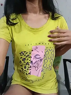 Daizy Shah online show from 05-15-26, 06:26