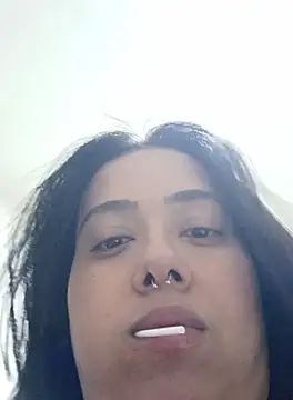 Snapshot of Nay_fuego chatting on 10-10-25, 02:21 Nay fuego online show from 10-10-25, 02:21