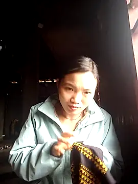 ngan-cute online show from 10-29-25, 01:30