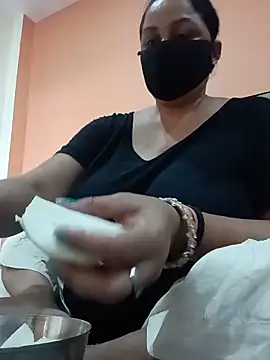 Rakhi sawant143 online show from 06-10-26, 03:18
