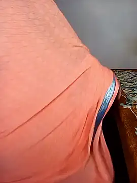 Oh 011 online show from 02-18-26, 03:52