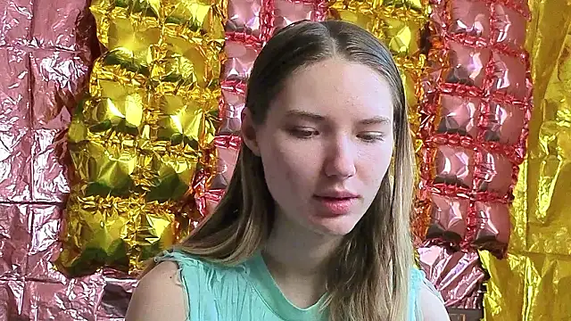  kikiclark   online show from 03-21-26, 09:14