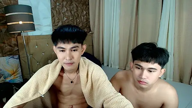 xxxhugecocktwinkxxx online show from 01-18-26, 05:06