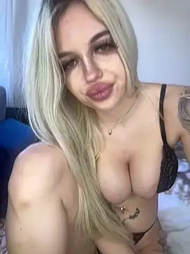 Snapshot of Steffi_Snowbunny chatting on 03-13-26, 03:18 Steffi Snowbunny online show from 03-13-26, 03:18