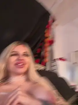 Snapshot of Steffi_Snowbunny chatting on 03-24-26, 10:15 Steffi Snowbunny online show from 03-24-26, 10:15