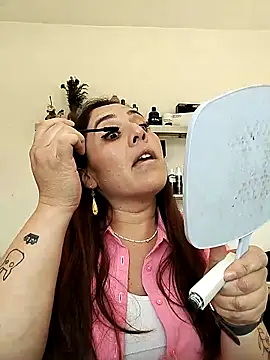 Snapshot of denissebombon chatting on 02-04-26, 06:25 denissebombon online show from 02-04-26, 06:25