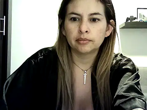 Valery  Rouse  online show from 05-27-26, 11:51