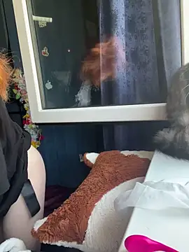 DaddysLittleSlutfox online show from 04-15-26, 09:27