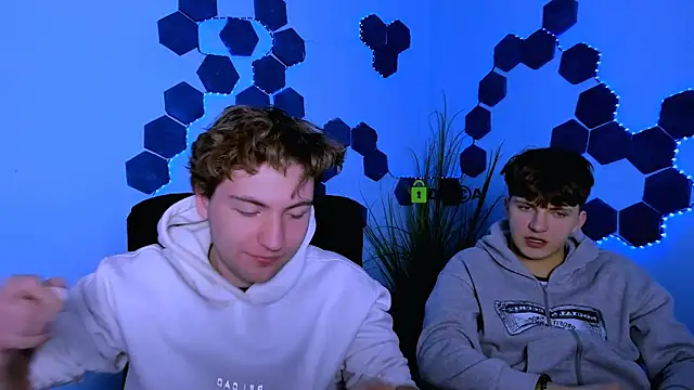 travis wolf  online show from 03-03-26, 09:26