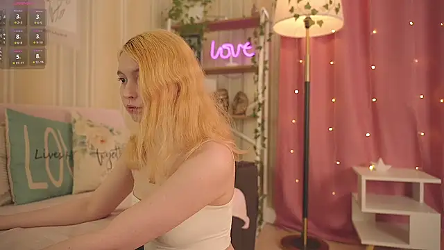 Ruminelle online show from 04-23-26, 11:42