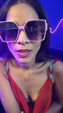 Snapshot of royeoy22 chatting on 01-12-26, 09:36 royeoy22 online show from 01-12-26, 09:36