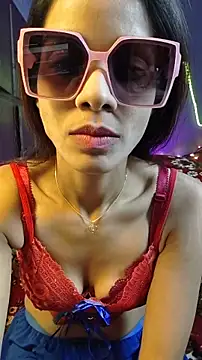 Snapshot of royeoy22 chatting on 02-18-26, 10:00 royeoy22 online show from 02-18-26, 10:00