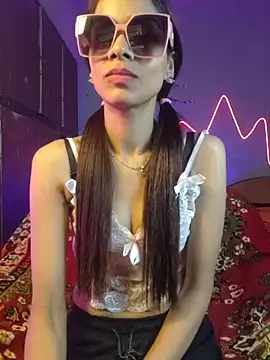 Snapshot of royeoy22 chatting on 02-25-26, 05:28 royeoy22 online show from 02-25-26, 05:28