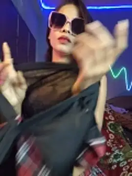 Snapshot of royeoy22 chatting on 03-09-26, 11:47 royeoy22 online show from 03-09-26, 11:47