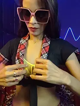 Snapshot of royeoy22 chatting on 03-12-26, 09:59 royeoy22 online show from 03-12-26, 09:59