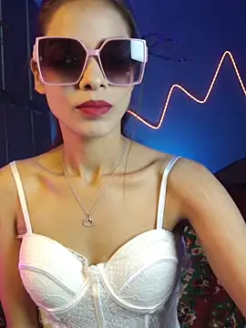 Snapshot of royeoy22 chatting on 03-19-26, 10:41 royeoy22 online show from 03-19-26, 10:41