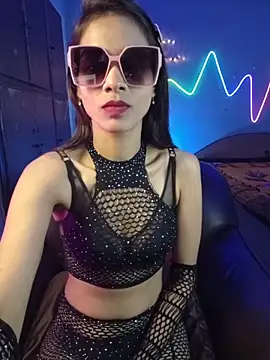 Snapshot of royeoy22 chatting on 03-28-26, 07:24 royeoy22 online show from 03-28-26, 07:24