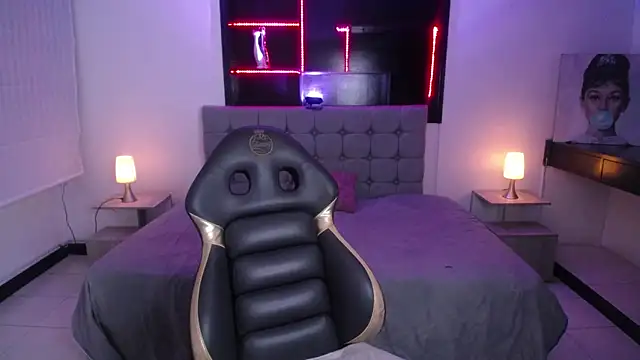  Mia Evans 1 online show from 04-14-26, 02:23