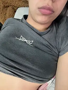 lulizoee online show from 07-17-26, 06:46
