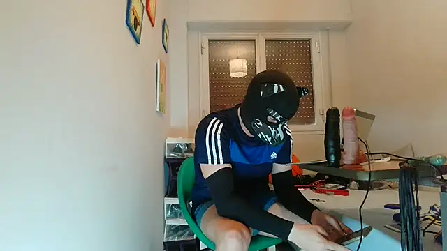 Maskpor2022 online show from 03-27-26, 04:18