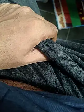 Snapshot of Deshi_hot_boy chatting on 09-09-25, 04:34 Deshi hot boy online show from 09-09-25, 04:34