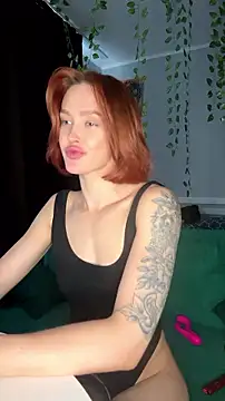 Snapshot of LittleFox___ chatting on 07-14-26, 10:21 LittleFox online show from 07-14-26, 10:21