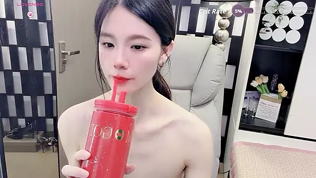 Yueyue-MM online show from 05-18-26, 04:13