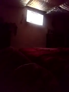 Parejacaliente2025 online show from 06-16-26, 02:47