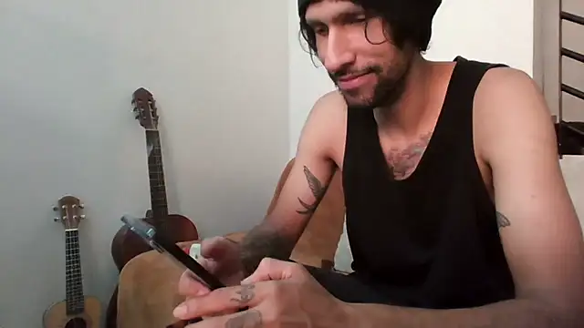 Alejandro92 cali online show from 06-18-26, 04:00