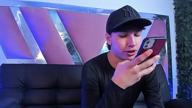 Snapshot of AngelFlexxx chatting on 09-16-25, 07:26 AngelFlexxx online show from 09-16-25, 07:26