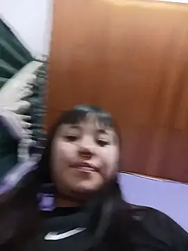 Snapshot of Zulema_R1 chatting on 07-16-26, 11:33 Zulema R1 online show from 07-16-26, 11:33