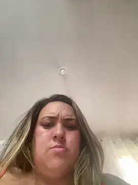 bruna438 online show from 05-18-26, 12:00
