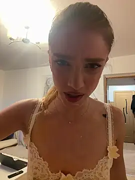 TeaseRosie online show from 06-12-26, 05:34