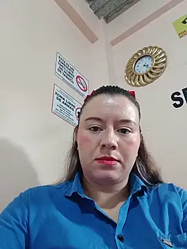 Hannah-colx online show from 05-26-26, 01:29