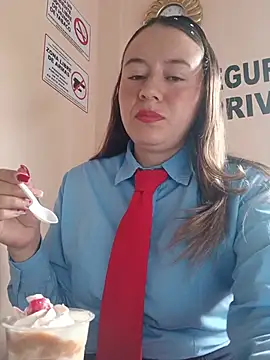 Hannah-colx online show from 05-28-26, 02:36