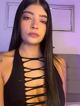 Sarahlopezz online show from 06-23-26, 03:37