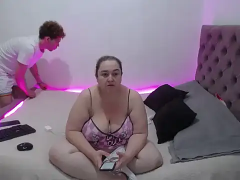 brutal dirty sex online show from 04-19-26, 08:44