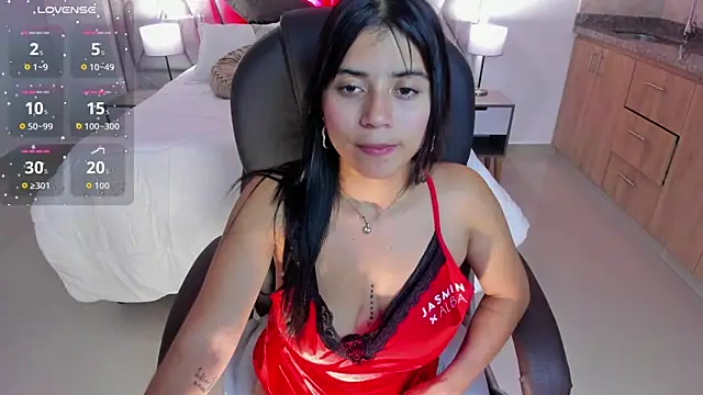 issi loren online show from 03-28-26, 11:26