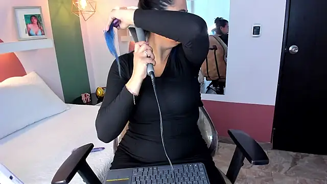 ValeryBoobs1 online show from 05-27-26, 01:19