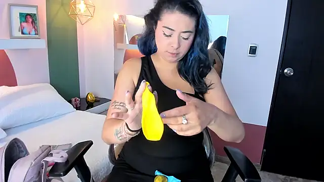 ValeryBoobs1 online show from 05-30-26, 01:30