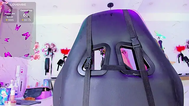 Natasha-Adams online show from 04-16-26, 09:39