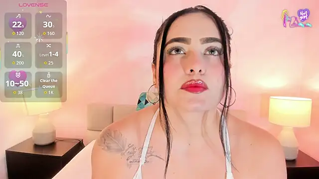 Snapshot of sofiiacarson chatting on 04-07-26, 07:36 sofiiacarson online show from 04-07-26, 07:36