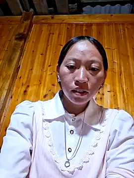 Snapshot of tcm-cute chatting on 06-18-26, 12:42 tcm-cute online show from 06-18-26, 12:42