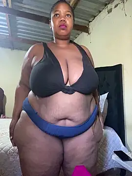 Snapshot of Curvycandy95 chatting on 06-10-26, 07:07 Curvycandy95 online show from 06-10-26, 07:07