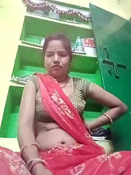 Snapshot of Seema_guptaji chatting on 04-21-26, 09:17 Seema guptaji online show from 04-21-26, 09:17