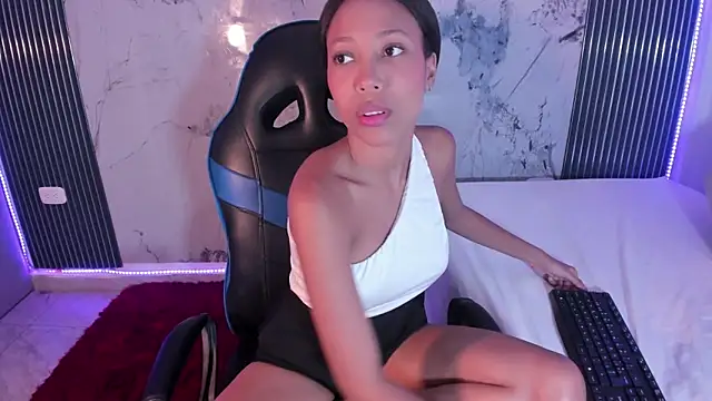 Mia Duarte1 online show from 09-09-25, 07:46